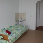 Nele Vandrerhjem *